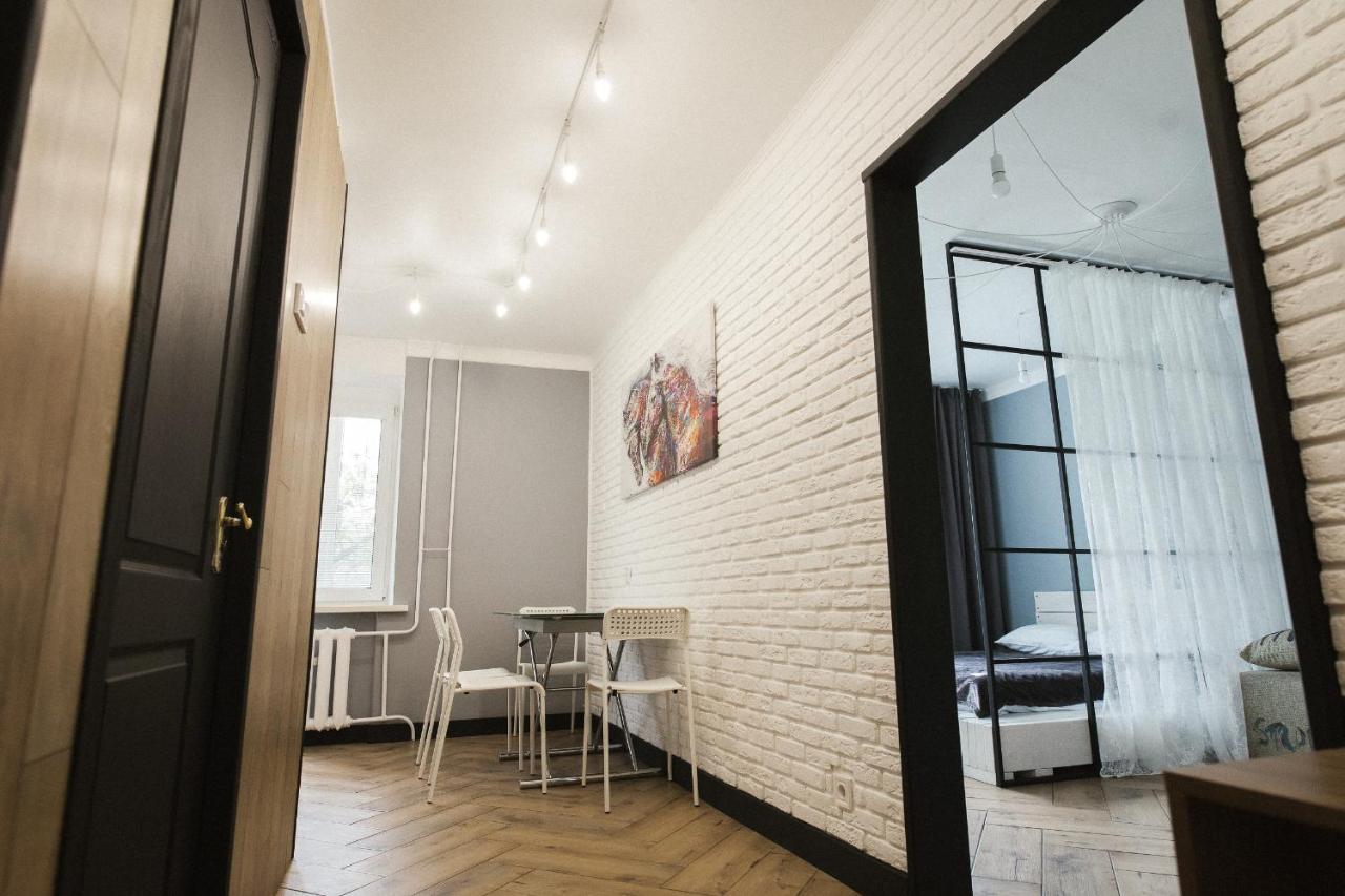 Loft-Style Apartment Измаил Екстериор снимка
