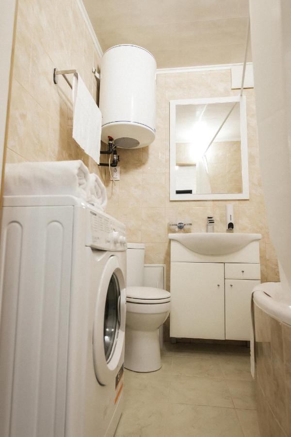 Loft-Style Apartment Измаил Екстериор снимка